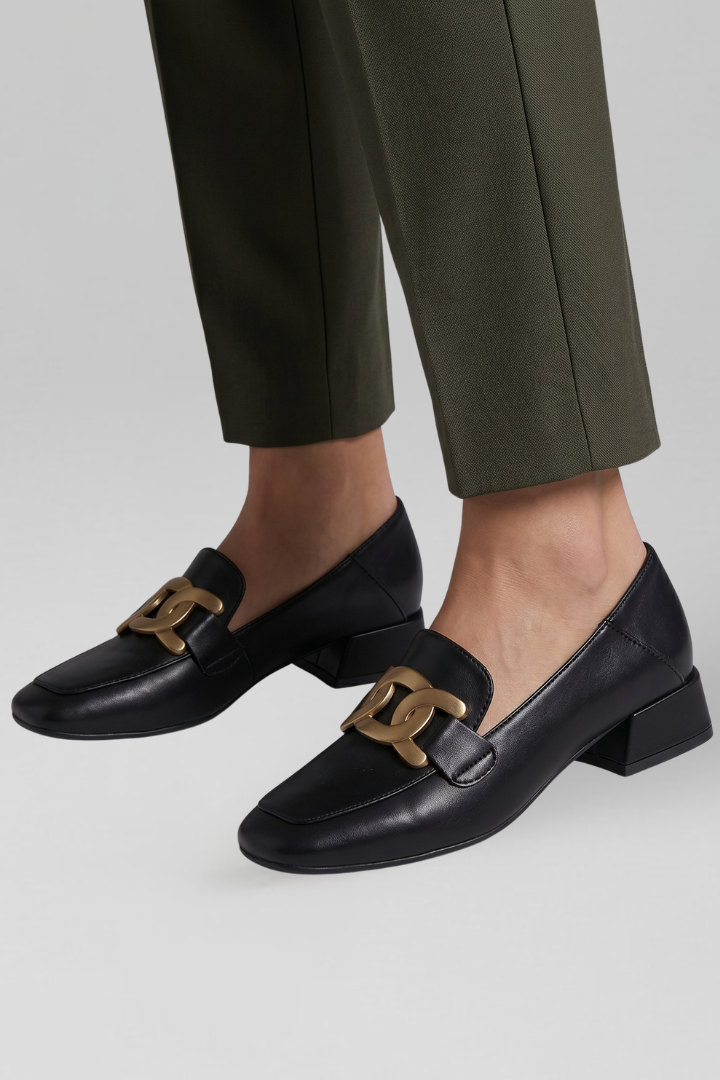 Women Classic Elegant Refined Sophisticated Slip-On Loafers