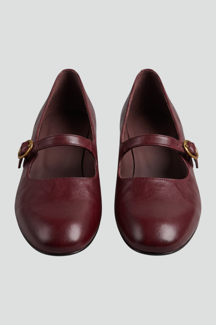 Women Classic Minimalist Mary Jane Shoes with Refined Strap