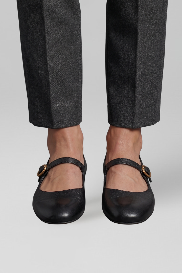 Women Classic Minimalist Mary Jane Shoes with Refined Strap