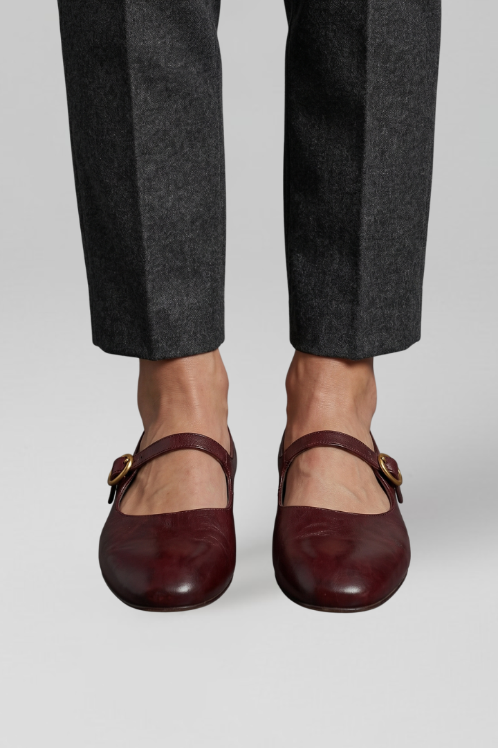 Women Classic Minimalist Mary Jane Shoes with Refined Strap