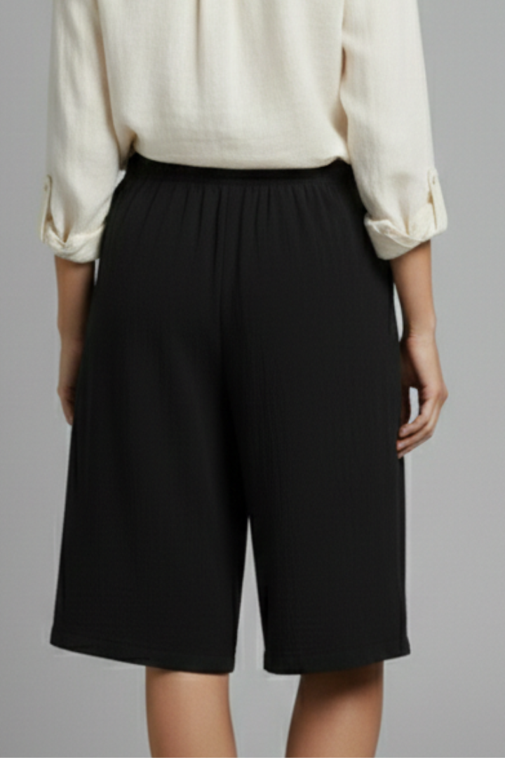 Women’s Shorts with Elastic Waist and Button Detail