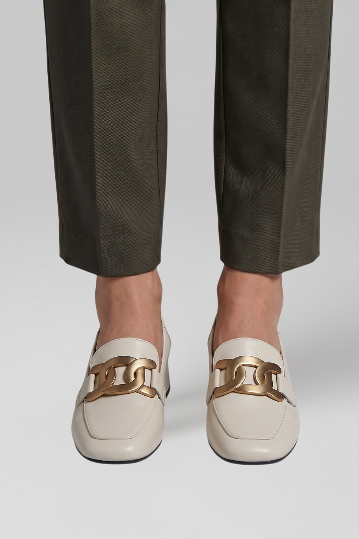 Women Classic Elegant Refined Sophisticated Slip-On Loafers